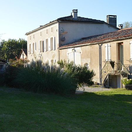 La Vieille Distillerie Le Tâtre Eksteriør bilde